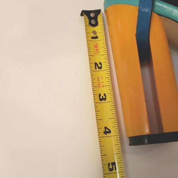 Disco Diva! Faux Leather unique heels 6.5 EUC - Picture 6 of 13